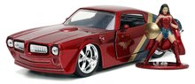 Kisautó DC Pontiac Firebird 1972 Jada fém nyitható ajtókkal és Wonder Woman figurával hossza 13 cm 1:32