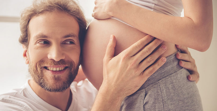 Couvade syndróm: príznaky tehotného otecka